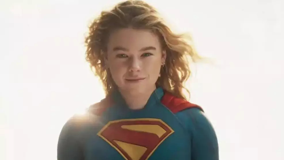 Supergirl: Milly Alcock deixa escapar que o Superman aparece no filme