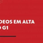 Funcionário de memorial observando imagens digitais geradas por IA relacionadas ao Holocausto