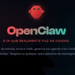 Desenvolvedor olhando para laptop com código e ícones de aplicativos de mensagem em escritório moderno