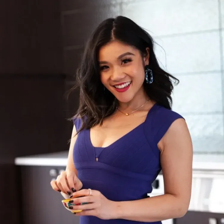 Como a empreendedora fatura US$ 10 mil por hora com aulas e kits, a trajetória de Samantha Mui, fundadora da Thirsty Dumpling, e o que isso ensina a empreendedores