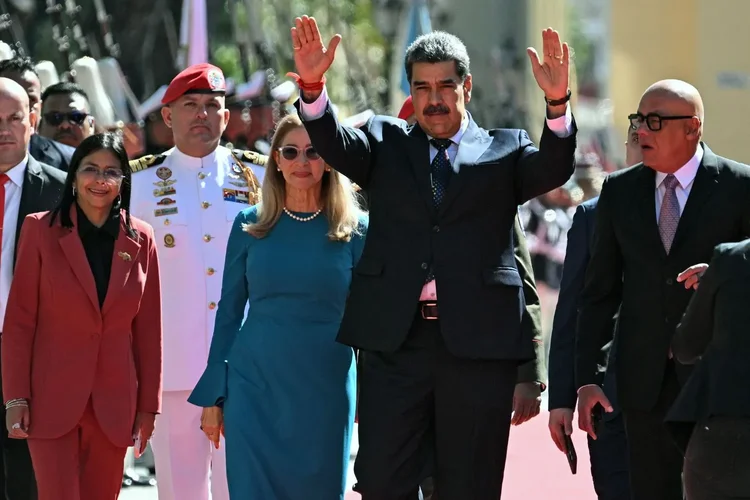 Clube dos cinco do chavismo em xeque após prisão de Nicolás Maduro e Cilia Flores, incerteza entre Delcy, Jorge Rodríguez e Diosdado Cabello 11 news 30502 1767609239